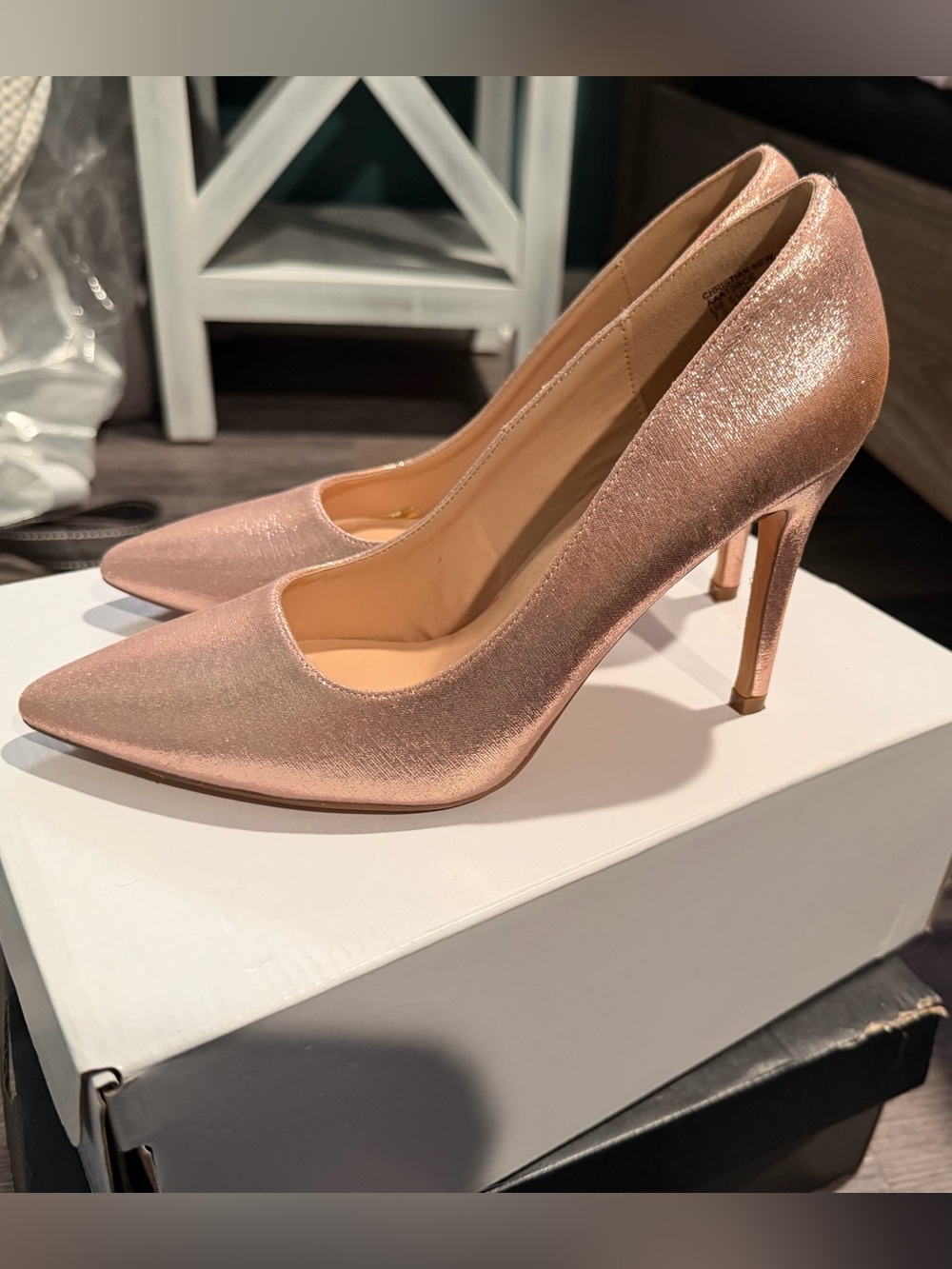Dream Pairs Shimmering pink Rose Gold Pointed Toe Stiletto Pump